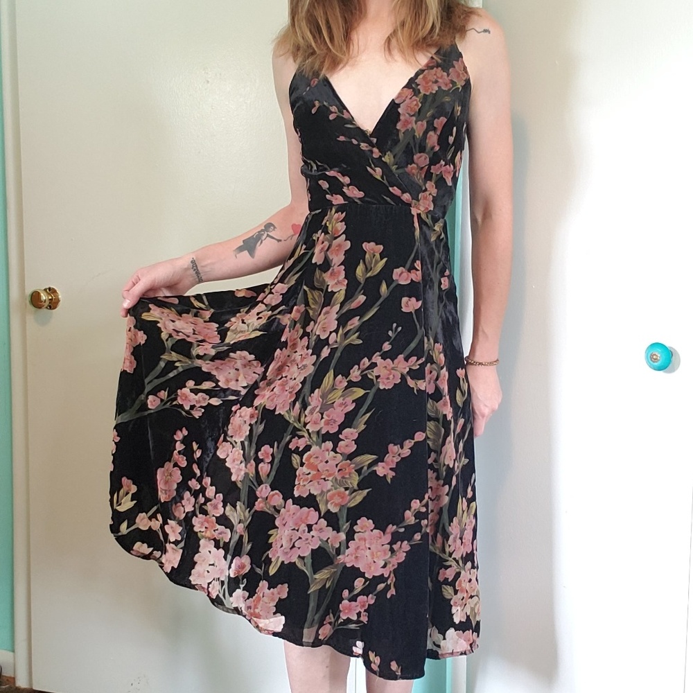 Anthropologie velvet burnout floral midi dress